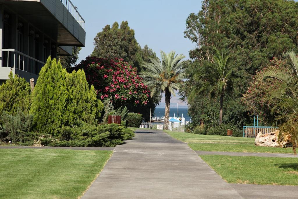 Nof Ginosar Kibbutz Hotel ภายนอก รูปภาพ