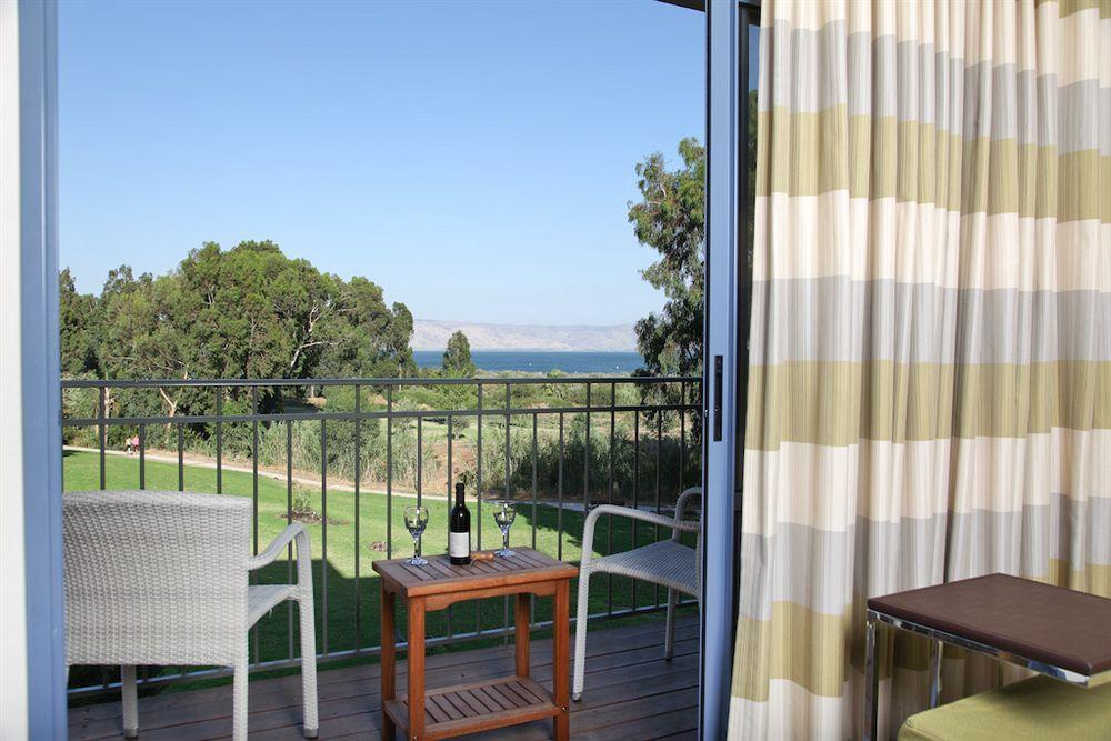 Nof Ginosar Kibbutz Hotel ภายนอก รูปภาพ