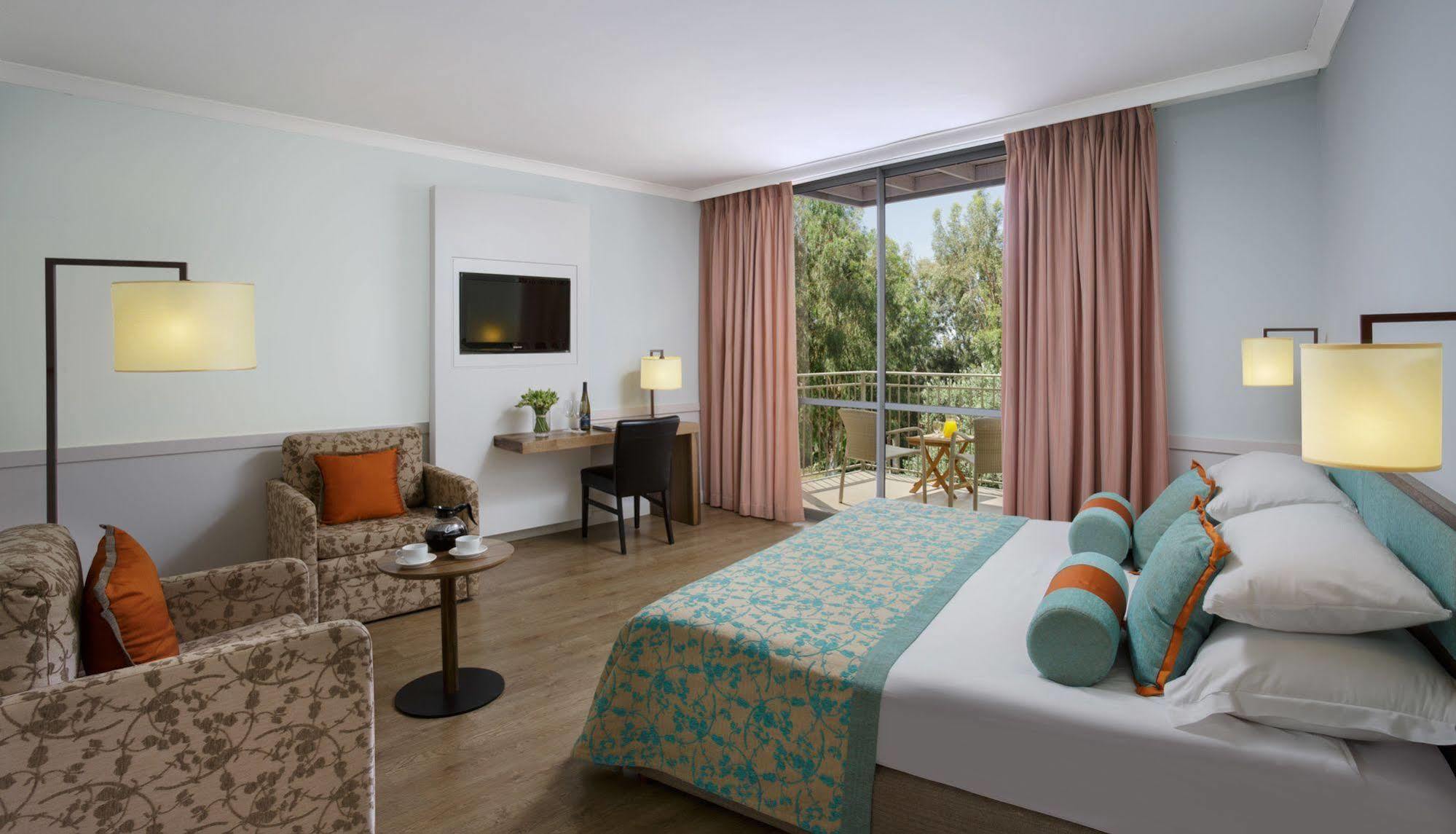 Nof Ginosar Kibbutz Hotel ภายนอก รูปภาพ