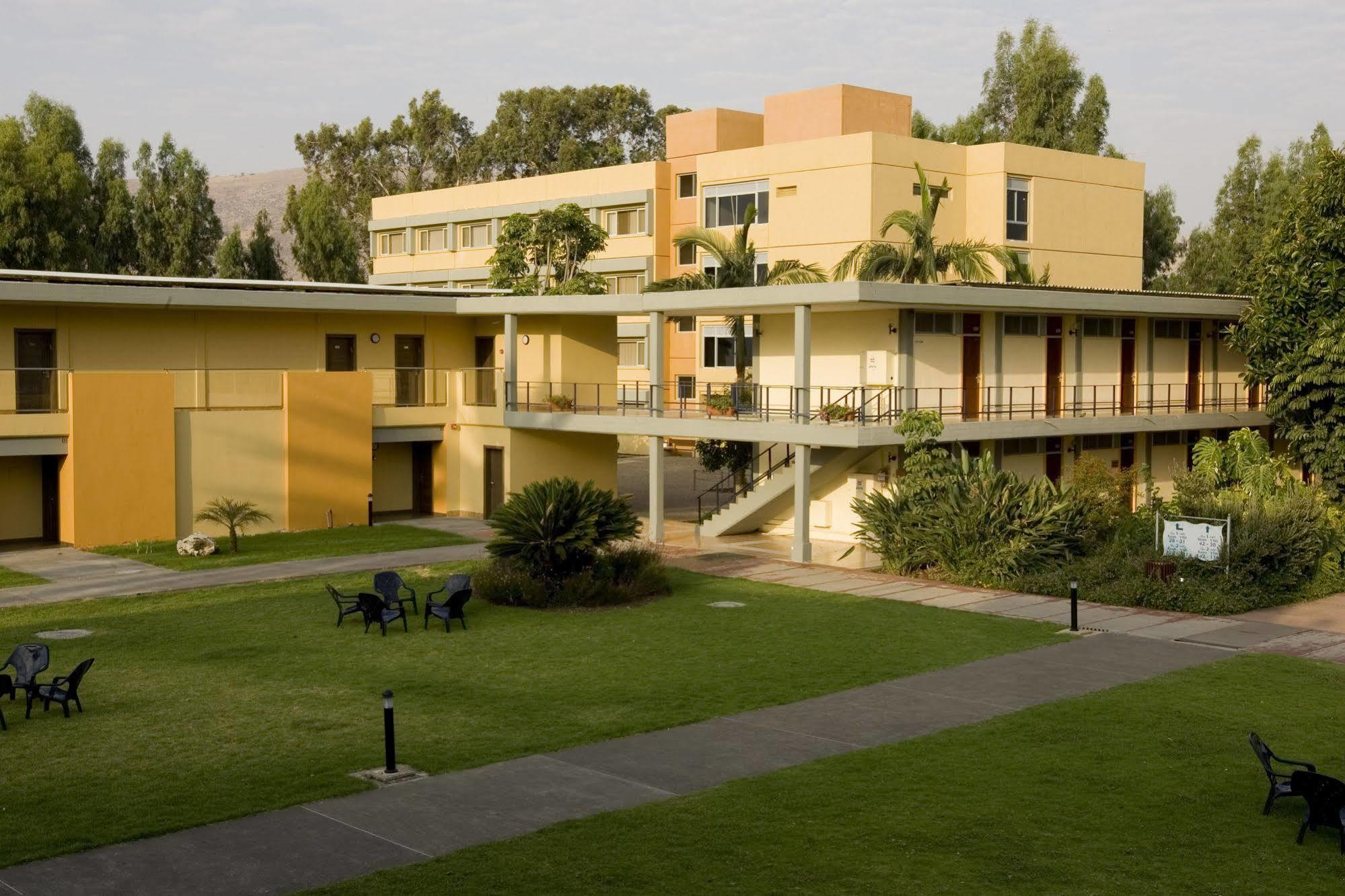 Nof Ginosar Kibbutz Hotel ภายนอก รูปภาพ